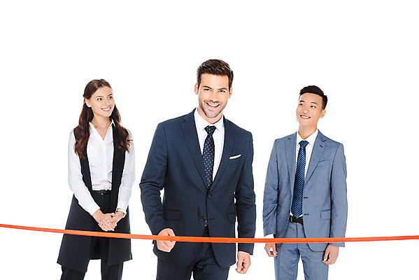 포토 JPG 스튜디오촬영 서양인 외국인 응시 여자 남자 여유 선 줄 비즈니스 실내 서기 미소 누끼 사람 동양인 정장 상반신 성인 앞모습 세명 비즈니스맨 비즈니스우먼 오픈 즐거움 시작 흰배경 우크라이나 커팅식 성인만 국내포토 시선 옷 감정 유럽 뷰포인트 백그라운드 모션 표정 인종 이벤트 내부 흰색 직장인 파일형식