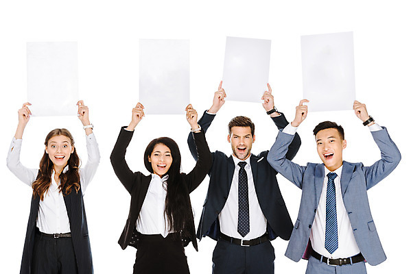 포토 JPG 스튜디오촬영 서양인 외국인 배너 여자 남자 여유 비즈니스 사각프레임 실내 서기 미소 들기 누끼 사람 동양인 정장 여러명 상반신 성인 앞모습 잡기 비즈니스맨 비즈니스우먼 동료 흰배경 우크라이나 성인만 국내포토 옷 감정 유럽 뷰포인트 다수 백그라운드 관계 모션 프레임 표정 인종 내부 사각형 흰색 직장인 파일형식