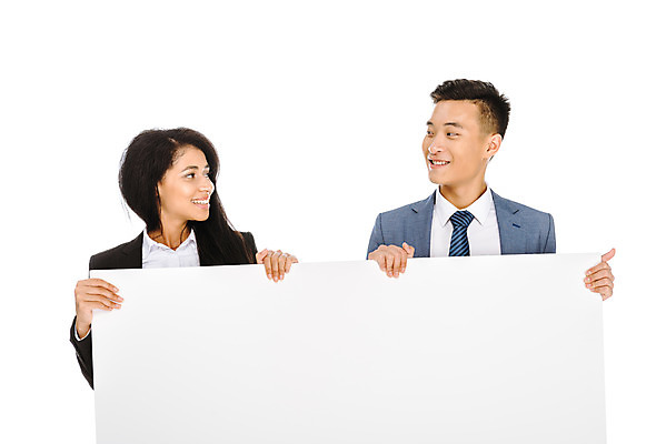 포토 JPG 스튜디오촬영 서양인 외국인 배너 여자 남자 여유 비즈니스 협력 사각프레임 실내 서기 미소 들기 누끼 사람 동양인 정장 상반신 성인 두명 앞모습 잡기 비즈니스맨 비즈니스우먼 동료 즐거움 흰배경 우크라이나 성인만 국내포토 옷 감정 유럽 뷰포인트 백그라운드 관계 모션 프레임 표정 인종 내부 사각형 흰색 직장인 파일형식