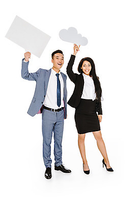 포토 JPG 스튜디오촬영 전신 서양인 외국인 여자 남자 여유 말풍선 비즈니스 협력 프레임 실내 미소 들기 누끼 사람 동양인 정장 성인 두명 앞모습 잡기 비즈니스맨 비즈니스우먼 동료 즐거움 흰배경 우크라이나 성인만 국내포토 옷 감정 유럽 뷰포인트 백그라운드 관계 모션 표정 인종 내부 흰색 직장인 파일형식