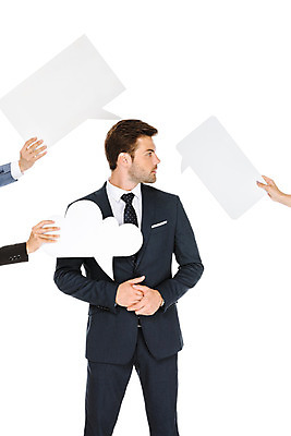 포토 JPG 스튜디오촬영 서양인 외국인 손 응시 여자 남자 말풍선 비즈니스 협력 프레임 실내 서기 들기 누끼 사람 동양인 정장 여러명 상반신 성인 앞모습 신체부위 잡기 비즈니스맨 비즈니스우먼 동료 흰배경 손모으기 우크라이나 성인만 국내포토 시선 옷 유럽 뷰포인트 다수 백그라운드 관계 모션 인종 손짓 내부 흰색 직장인 파일형식