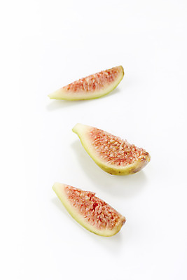 포토 JPG 스튜디오촬영 조각 과일 자연 단면 실내 누끼 사람없음 농작물 신선 세개 오브젝트 흰배경 유기농 무화과 안티에이징 변비예방 청무화과 국내포토 웰빙 백그라운드 농업 3 내부 흰색 생태계 예방 변비 파일형식