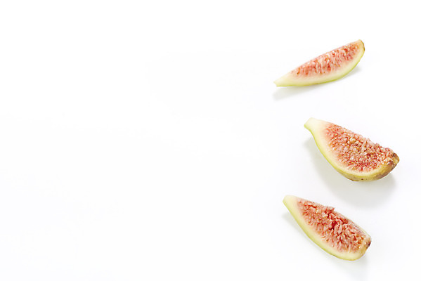 포토 JPG 스튜디오촬영 조각 과일 자연 단면 실내 누끼 사람없음 농작물 신선 세개 오브젝트 흰배경 유기농 무화과 안티에이징 변비예방 청무화과 국내포토 웰빙 백그라운드 농업 3 내부 흰색 생태계 예방 변비 파일형식