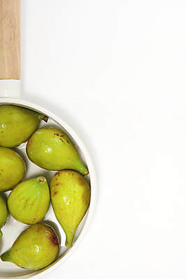 포토 JPG 스튜디오촬영 과일 자연 실내 누끼 사람없음 농작물 하이앵글 여러개 신선 프라이팬 오브젝트 흰배경 유기농 무화과 안티에이징 플랫레이 변비예방 청무화과 국내포토 웰빙 뷰포인트 다수 백그라운드 농업 주방용품 내부 흰색 플랫 생태계 예방 변비 파일형식