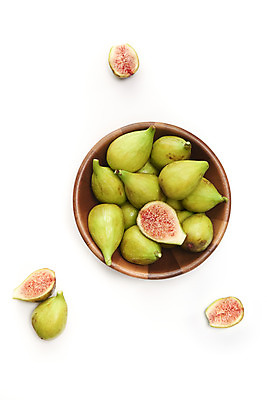 포토 JPG 스튜디오촬영 과일 자연 단면 실내 누끼 사람없음 농작물 하이앵글 여러개 신선 오브젝트 흰배경 유기농 무화과 나무그릇 안티에이징 플랫레이 변비예방 청무화과 국내포토 그릇 웰빙 뷰포인트 다수 백그라운드 농업 내부 목재 흰색 플랫 생태계 예방 변비 파일형식