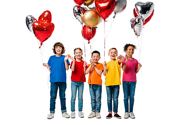 포토 JPG 스튜디오촬영 전신 서양인 외국인 백인 여자 남자 문화 어린이 흑인 실내 누끼 사람 동양인 소녀 소년 여러명 앞모습 10대 친구 컬러풀 글로벌 즐거움 흰배경 지구촌 하트풍선 풍선 어린이만 국내포토 감정 뷰포인트 컬러 다수 백그라운드 관계 청소년 인종 내부 흰색 하트 파일형식
