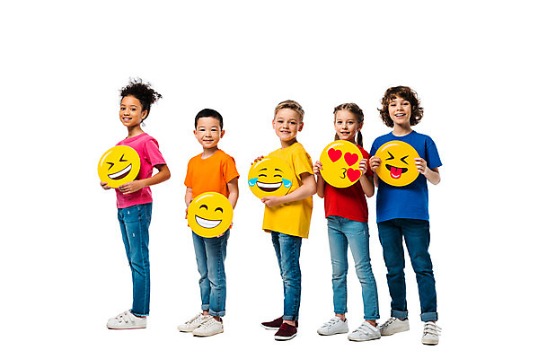 포토 JPG 스튜디오촬영 전신 서양인 외국인 백인 배너 여자 남자 문화 어린이 흑인 실내 표정 서기 들기 누끼 사람 동양인 소녀 소년 여러명 옆모습 10대 친구 컬러풀 글로벌 즐거움 흰배경 지구촌 이모티콘 어린이만 국내포토 감정 뷰포인트 컬러 다수 백그라운드 관계 모션 청소년 인종 내부 흰색 파일형식