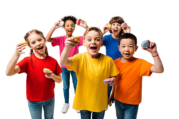 포토 JPG 스튜디오촬영 전신 서양인 외국인 백인 여자 남자 문화 어린이 흑인 실내 서기 누끼 사람 동양인 소녀 소년 여러명 상반신 앞모습 10대 친구 컬러풀 글로벌 즐거움 흰배경 지구촌 마카롱 어린이만 국내포토 감정 뷰포인트 컬러 다수 백그라운드 관계 모션 청소년 디저트 인종 내부 흰색 파일형식