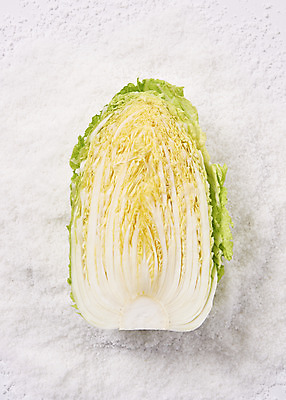 포토 JPG 스튜디오촬영 한식 단면 김치 실내 누끼 사람없음 하이앵글 전통음식 오브젝트 배추 흰배경 김장 김장재료 플랫레이 국내포토 전통 음식 뷰포인트 백그라운드 채소 식재료 내부 흰색 플랫 파일형식