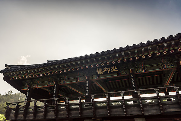 포토 JPG 주간 한국전통 로우앵글 여행 유적지 한옥 풍경 사람없음 야외 관광지 세계문화유산 문화재 가을 역사 한국사 논산 돈암서원 산앙루 국내포토 자연요소 전통 계절 뷰포인트 고건축 한국 충청남도 서원 파일형식