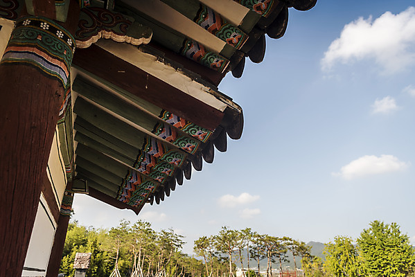 포토 JPG 주간 구름 한국전통 여행 유적지 하늘 한옥 단청문양 풍경 사람없음 야외 관광지 세계문화유산 문화재 가을 역사 한국사 논산 돈암서원 산앙루 국내포토 자연요소 전통 문양 계절 고건축 한국 충청남도 단청 서원 파일형식