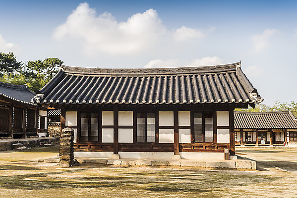 포토 JPG 주간 구름 한국전통 여행 유적지 하늘 한옥 풍경 사람없음 야외 관광지 세계문화유산 문화재 가을 역사 한국사 논산 돈암서원 국내포토 자연요소 전통 계절 고건축 한국 충청남도 서원 파일형식