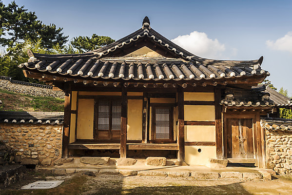 포토 JPG 주간 한국전통 여행 유적지 한옥 풍경 사람없음 야외 관광지 세계문화유산 문화재 가을 역사 한국사 논산 돈암서원 국내포토 자연요소 전통 계절 고건축 한국 충청남도 서원 파일형식