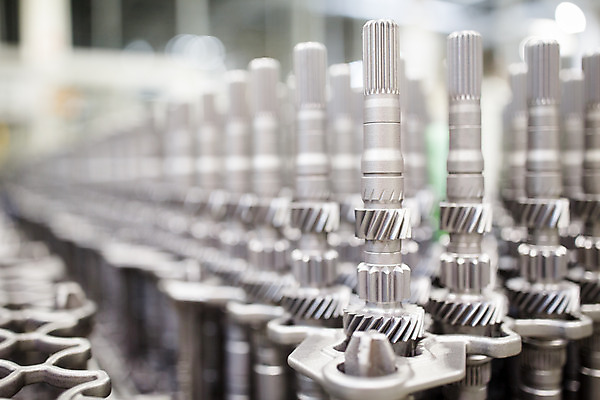 포토 JPG 산업 공장 공업 실내 사람없음 금속 여러개 축 부속품 체코 차량부품 자동차공장 국내포토 유럽 다수 재질 내부 오브젝트 파일형식