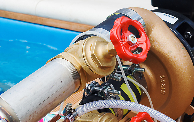 포토 JPG 해외이미지 산업 벽 불 실내 안전 사람없음 빨간색 물 금속 장비 흐름 견과류 긴급 원형 지시 위험 측정 수도꼭지 예방 파이프 볼트 소화기 해결 계량기 소화전 압력 제어 철강 해외포토 자연요소 도형 컬러 컨셉 모션 재질 내부 공구 안전장비 소방 파일형식 이미지허브