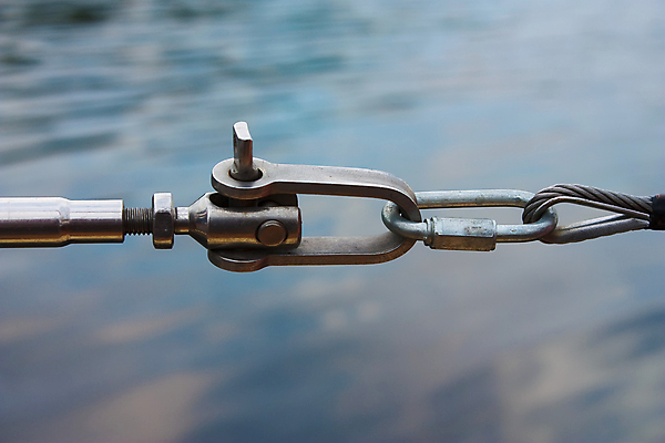 포토 JPG 해외이미지 밧줄 바다 요트 안전 사람없음 장비 반지 보트 고리 묘사 부표 스트랩 해외포토 줄 배_교통 장신구 파일형식 이미지허브