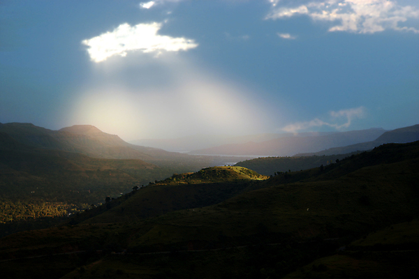 포토 JPG 해외이미지 자연 산 사람없음 빛 햇빛 광선 축복 장면 신성 천국 내추럴 특별함 해외포토 컨셉 태양 생태계 파일형식 이미지허브