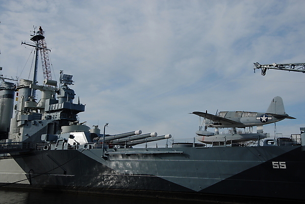 포토 JPG 해외이미지 무기 바다 항해 사람없음 힘 회색 보트 수비 역사 군용 전쟁 함선 해군 대패 해외포토 컬러 배_교통 모션 군대 파일형식 이미지허브