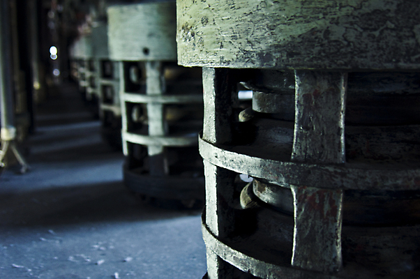 포토 JPG 해외이미지 산업 백그라운드 사람없음 금속 도구 버리기 오브젝트 부식 옛날 철강 해외포토 모션 재질 파일형식 이미지허브