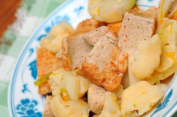 포토 JPG 해외이미지 라이프스타일 접시 아시아 음식 컨셉 다이어트 채소 재료 콩 건강 요리 동양인 사람없음 식당 식사 중국 흰색 양념 맛 먹기 메뉴 채식주의자 맛있는 해외포토 식기 나라 컬러 모션 곡류 인종 생활 상점 채식 파일형식 이미지허브