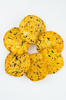 포토 JPG 해외이미지 모양 전통 음식 컨셉 디저트 새해 사탕 동양인 사람없음 노란색 쌓기 쿠키 과자 빵집 흰색 최고 원형 해조류 재산 황금 달콤 맛 유혹 6 설탕 기아 질감 토막 고립 맛있는 해외포토 도형 컬러 모션 인종 금융 숫자 상점 해양식물 사회이슈 파일형식 이미지허브