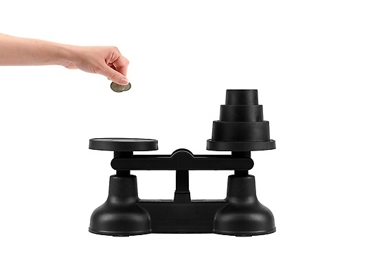 포토 JPG 해외이미지 전통 손 돈 사람없음 금속 동전 검은색 수확 골동품 흰색 기구 공구 클래식 몸무게 철 측정 무역 눈금 복고 상업 파운드 덩어리 고립 구식 옛날 중력 정확 해외포토 산업 컬러 컨셉 농업 재질 신체부위 도구 재산 파일형식 이미지허브