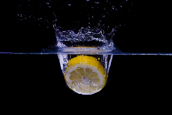 포토 JPG 해외이미지 음료 음식 조각 백그라운드 채소 과일 자연 표면 귤 건강 사람없음 물 파란색 노란색 검은색 주스 거품 젖음 추위 흰색 물방울 신선 칵테일 투명 액체 닫기 입자 떨어짐 시원함 레몬 레모네이드 순수 속도 라임 고립 스플래쉬 해외포토 자연요소 컬러 컨셉 모션 주류 생태계 에이드 파일형식 이미지허브