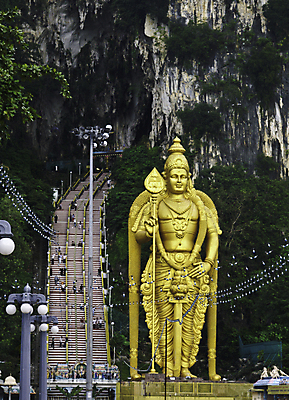 포토 JPG 해외이미지 아시아 여행 휴가 사람없음 여행객 계단 동굴 황금 큼 단계 말레이시아 해외포토 나라 사람 크기 파일형식 이미지허브