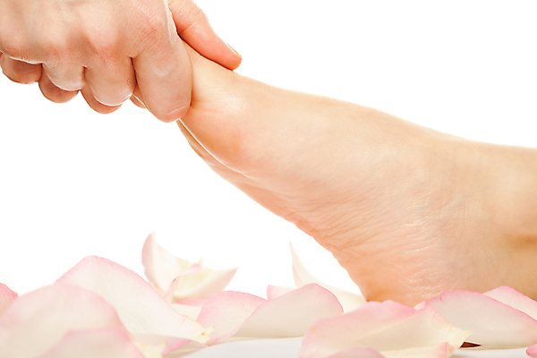 포토 JPG 해외이미지 여자 꽃잎 맨발 휴식 건강 관리 사람없음 치료 장미 스파 흰색 신선 마사지 피부 피부관리 부드러움 발가락 테라피 돌봄 양발 해외포토 꽃 컬러 컨셉 의학 모션 발 사람 신체부위 뷰티 감각 파일형식 이미지허브