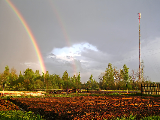 포토 JPG 해외이미지 유럽 여행 컨셉 무지개 곡선 통신 하늘 성공 날씨 안테나 사람없음 목재 물 빛 울타리 햇빛 뷰티 어둠 희망 젖음 시골 분위기 저녁 숲 전화기 좁은 장면 북쪽 종료 러시아인 수목 오해 쟁기 효과 해외포토 자연요소 서양인 나무 감정 나라 선 재료 담장 태양 야간 방향 파일형식 이미지허브