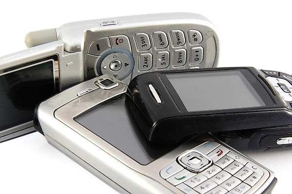 포토 JPG 해외이미지 이어폰 컨셉 비즈니스 통신 버튼 모바일 세포 대화 사람없음 전자제품 스마트폰 금속 디지털 외침 듣기 반지 네트워크 은색 연결 무선전화기 전화기 오브젝트 수화기 하이테크 다이얼 목소리 옛날 테크노 하드웨어 셀룰러 해외포토 컬러 음향기기 장신구 모션 재질 기술 말하기 핸드폰 스마트기기 컴퓨터 소리 파일형식 이미지허브