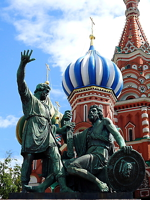 포토 JPG 해외이미지 구름 전통 기독교 종교 여행 건축양식 휴가 사람없음 빨간색 조각상 성당 교회 탑 도시 센터 역사 황금 박물관 정사각형 러시아 돔 천연기념물 랜드마크 러시아인 모스크바 소비에트 옛날 크렘린궁전 해외포토 자연요소 도형 서양인 건축물 건축 유럽 컬러 종교건축 건물 조형물 궁전 크렘린 파일형식 이미지허브