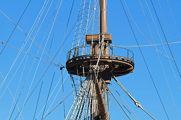 포토 JPG 해외이미지 밧줄 바다 하늘 항해 사람없음 파란색 항구 수확 골동품 보트 역사 둥지 갑판 지중해 함선 해적 네비게이션 돛대 레가타 복제 스페인어 옛날 해외포토 줄 컬러 농업 배_교통 교통시설 도둑 파일형식 이미지허브