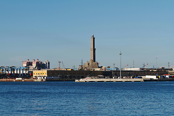 포토 JPG 해외이미지 유럽 바다 여행 건축양식 교통시설 하늘 주택 등대 풍경 사람없음 건물 물 파란색 빛 탑 항구 이탈리아 등불 도시 업무 보트 지중해 심볼 무역 포트 타운 옛날 해외포토 자연요소 건축물 건축 나라 산업 컬러 교통 배_교통 조명 작업 시설 파일형식 이미지허브