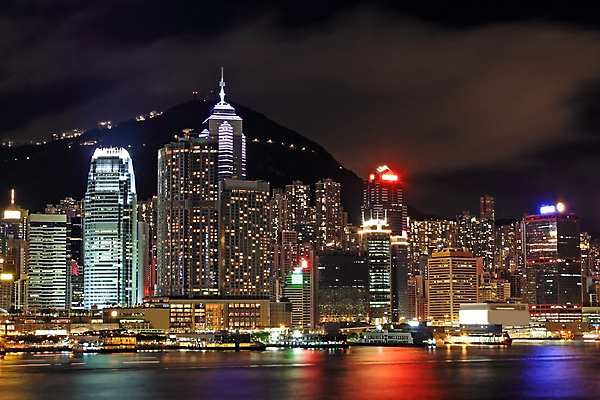 포토 JPG 해외이미지 구름 바다 야경 조명 산 사람없음 야외 건물 도시풍경 고층빌딩 도시 홍콩 해외포토 자연요소 건축물 풍경 빌딩 중국 야간 파일형식 풍경_경치 이미지허브