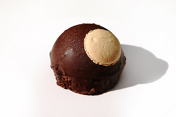 포토 JPG 해외이미지 음식 백그라운드 디저트 사람없음 갈색 케이크 초콜릿 식사 흰색 달콤 크림 코코아 고립 맛있는 해외포토 음료 컬러 맛 파일형식 이미지허브