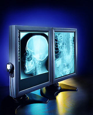 포토 JPG 해외이미지 건강 병원 사람없음 컴퓨터 모니터 진료 장비 의사 기술자 질병 분석 전자 돌봄 해외포토 직업 컨셉 의학 모션 전자제품 의료진 파일형식 이미지허브