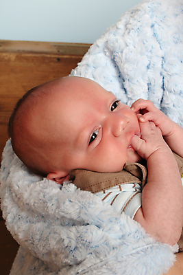 포토 JPG 해외이미지 백인 모델 남자 아들 여유 어린이 휴식 새로움 실내 따뜻함 건강 한명 안전 사람 소년 평화 흰색 아기 신생아 신선 행운 달콤 작음 담요 부드러움 솜털 거짓말 특징 해외포토 서양인 1 감정 컬러 컨셉 가족 내부 감각 맛 크기 파일형식 이미지허브