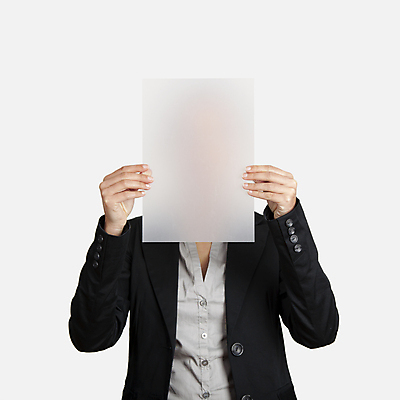 포토 JPG 해외이미지 백인 1 배너 포스터 종이 얼굴 백그라운드 비즈니스 텍스트 통신 광고판 관리 한명 사람 성인 머리 우주 공백 방 흰색 잡기 신용카드 발표 메시지 쇼 보여주기 시트 고립 카피스페이스 해외포토 서양인 컬러 모션 알림판 신체부위 금융 판 파일형식 이미지허브