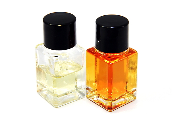 포토 JPG 해외이미지 산업 과학 백그라운드 유리 유리병 실험 그림자 사람없음 빛 스터디 컬러풀 견본 검은색 항아리 투명 액체 실험실 기름 주식 컨테이너 향수 순수 분석 줄서기 캡모자 화학약품 해외포토 모자_잡화 음식 컬러 컨셉 모션 재질 병_용기 금융 학습 화장품 도자기 화학 물질 파일형식 이미지허브