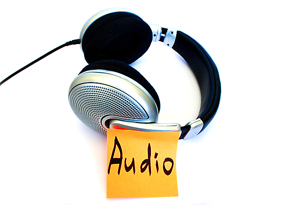 포토 JPG 해외이미지 모양 직업 문화 음악 이어폰 백그라운드 모바일 휴식 사람없음 전자제품 스마트폰 머리 디지털 검은색 헤드폰 소리 듣기 장비 흰색 우아함 은색 볼륨 플라스틱 DJ 오브젝트 싱글 라디오 디스코 귀 오디오 펑키 철사 스테레오 고립 팝 스타일 해외포토 컬러 음향기기 컨셉 모션 재질 문화예술 신체부위 핸드폰 스마트기기 춤 파일형식 이미지허브