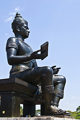 포토 JPG 해외이미지 공원 아시아 종교 여행 불교 건축양식 태국 벽돌 동양인 사람없음 건물 조각상 탑 맑음 검은색 사찰 역사 왕 명상 폐허 신성 기념물 천연기념물 사리탑 옛날 해외포토 건축물 공공시설 건축 나라 컬러 종교건축 날씨 인종 조형물 파일형식 이미지허브