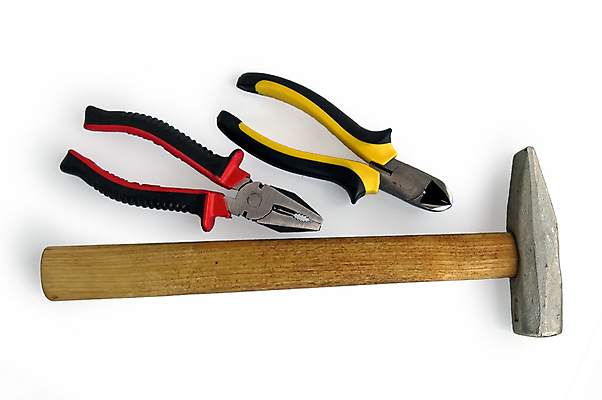 포토 JPG 해외이미지 산업 백그라운드 실내 사람없음 빛 햇빛 금속 검은색 장비 흰색 공구 업무 수리 망치 자르기 오브젝트 철사 펜치 고무 고립 조작 철강 해외포토 컬러 모션 재질 내부 태양 도구 작업 파일형식 이미지허브