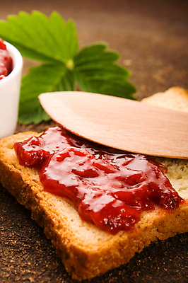 포토 JPG 해외이미지 계절 열매 음식 빵 농업 다이어트 과일 유리 탁자 딸기 디저트 건강 요리 사람없음 빨간색 환경 주방 식사 흰색 신선 항아리 사발 달콤 맛 아침식사 잼 먹기 산딸기 토스트 젤리 진홍색 통조림 고립 마멀레이드 영양소 맛있는 해외포토 식물 산업 컬러 가구 컨셉 모션 재질 도자기 사기그릇 소스_음식 파일형식 이미지허브