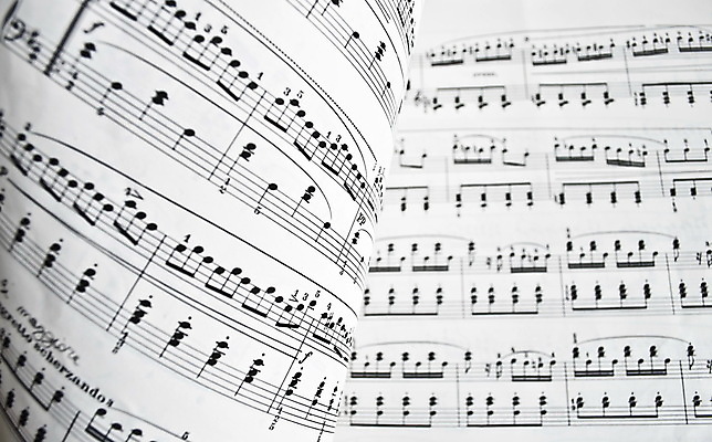 포토 JPG 해외이미지 종이 음악 백그라운드 음표 놀이 열쇠 미술 사람없음 쪽지 화목 소리 콘서트 공연 골동품 흰색 페이지 점수 시트 오케스트라 구성 멜로디 뮤지컬 오페라 작곡가 스타일 해외포토 기호 컬러 컨셉 문화예술 이벤트 음악가 악단 파일형식 이미지허브
