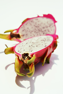 포토 JPG 해외이미지 음식 분홍색 조각 다이어트 과일 자연 표면 선인장 건강 씨앗 동양인 사람없음 빨간색 활발 흰색 용 신선 달콤 맛 자르기 오브젝트 유기농 날것 숙성 식용 이국적 특별함 맛있는 해외포토 식물 웰빙 컬러 컨셉 모션 인종 생태계 파일형식 이미지허브