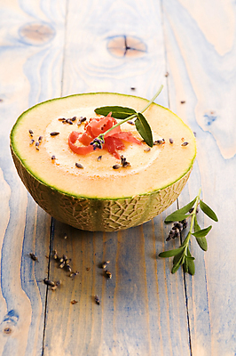 포토 JPG 해외이미지 꽃 음식 다이어트 과일 자연 호박 수박 건강 육류 사람없음 초록색 파란색 노란색 어둠 이탈리아 기쁨 신선 파마 사발 달콤 맛 아침식사 수프 제비꽃 상쾌 햄 아로마 비타민 라벤더 맛있는 해외포토 식물 헤어스타일 감정 유럽 컬러 컨셉 채소 식재료 식사 사기그릇 허브 생태계 영양소 파일형식 이미지허브