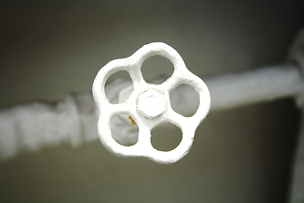 포토 JPG 해외이미지 손 벽 파도 겨울 주택 따뜻함 손잡이 사람없음 내부 빨간색 세트 금속 방 에너지 추위 흰색 나사 점 오픈 뜨거움 4 수증기 플라스틱 난방기 묘사 오브젝트 회전 시스템 튜브 온도 라디에이터 제어 비용 안락 해외포토 계절 바다 컬러 컨셉 재질 건물 신체부위 경제 숫자 공구 난방용품 파일형식 이미지허브