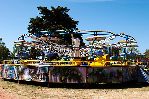 포토 JPG 해외이미지 공원 어린이 하늘 취미 사람없음 컬러풀 게임 기구 해외포토 공공시설 컬러 놀이 사람 파일형식 이미지허브