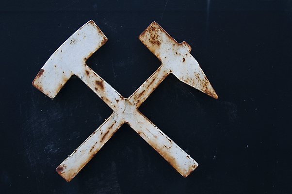 포토 JPG 해외이미지 산업 사람없음 도구 선택 망치 발굴 심볼 오브젝트 부식 해외포토 컨셉 공구 파일형식 이미지허브